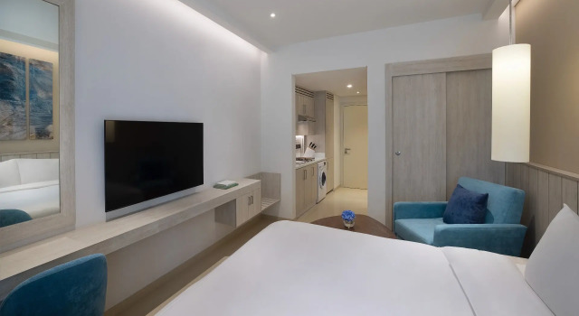 Двухместная студия с видом на город NH Collection Dubai The Palm