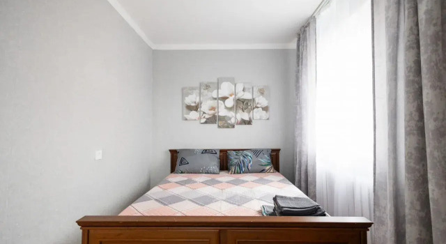 Uyutnaya Dvukhkomnatnaya v Dome s Udobnym Pacpolozheniem Flat, Prenota Appartamento Hotel economici a Kalmykia