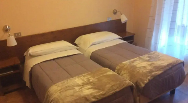 Camera quadrupla Standard con vista Hotel Sciatori