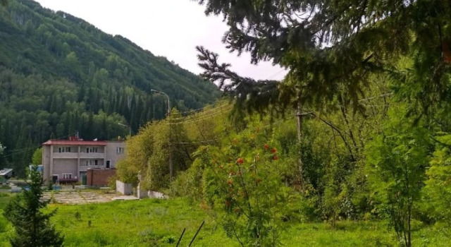 Izumrudnyij Sanatorium, Buchen Sie Kurhotel Ust-Kamenogorsk East Kazakhstan Region