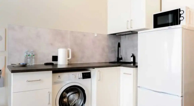 Uyutnye 1 Komnatnye Apartments 4, Rezervovat Apartmán Hotely v ZAO Area s parkováním, Parkování