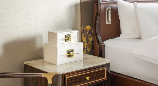 Люкс Амбассадор Отель Soluxe Hotel Moscow