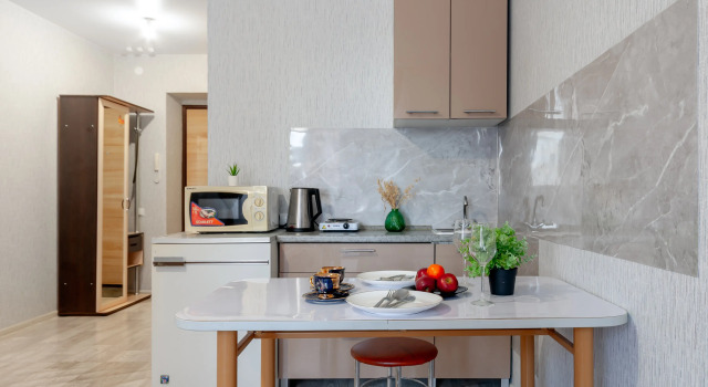 Studiya V Solnechnom Flat, Reserva ahora Apartamento Hoteles en Krasnoyarsk con aparcamiento, Aparcamiento