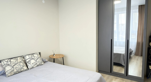 V Novom Rayone Dok Nedaleko Ot Naberezhnoy Reki Tura Flat, Prenota Appartamento Hotel a Tyumen Region con parcheggio, Parcheggio