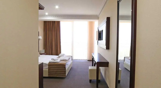 Семейный номер Standard с видом на озеро Курортный отель Ribera Resort&SPA