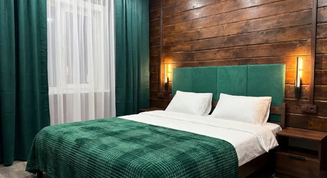 Shikarny Dom Na Lesnoy Private house, Buchen Sie Ferienhaus Cottages in Region Krasnojarsk, Cottage