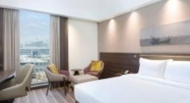 Двухместный номер Hampton By Hilton Dubai Airport