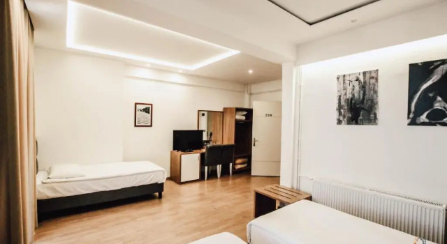 Трёхместный номер Standard Hotel Cajupi