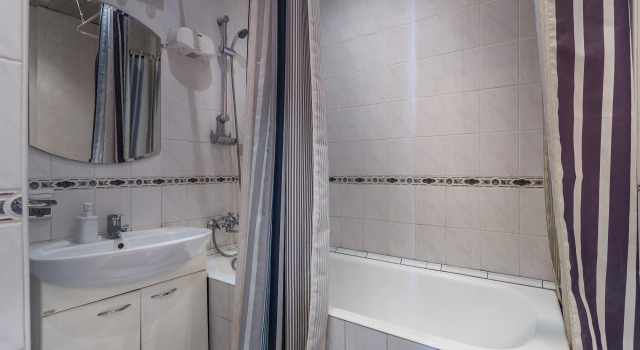 Апартаменты с балконом и с красивым видом из окна Апартаменты Трехкомнатные ApartLevis Киевская