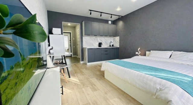 Studiya Na 13 Etazhe Flat, Prenota Appartamento Hotel economici a Novosibirsk Region