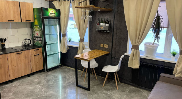 Na Lomonosova 3 Flat, Rezerwuj Apartament Hotele w Republika Komi z parkingiem, Parking