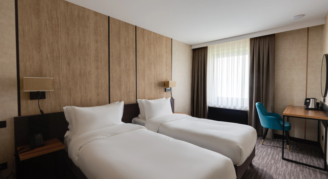 Двухместный номер Standard с видом на озеро Pyramids Resorts, Charvak