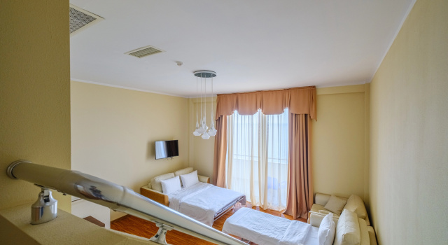 Номер Superior Семейный с балконом и с видом на море Отель Castello Mare Hotel