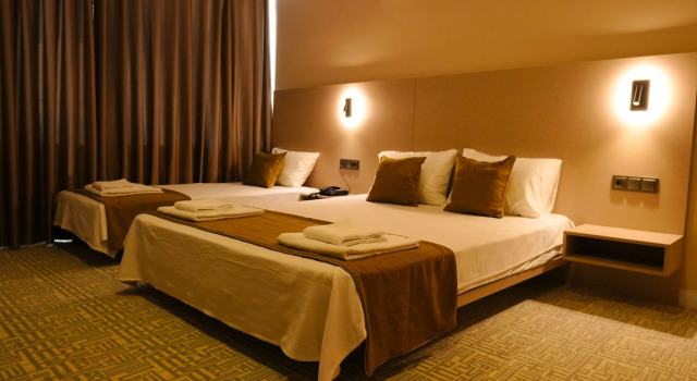 Трёхместный номер Deluxe Bonnie City Hotel