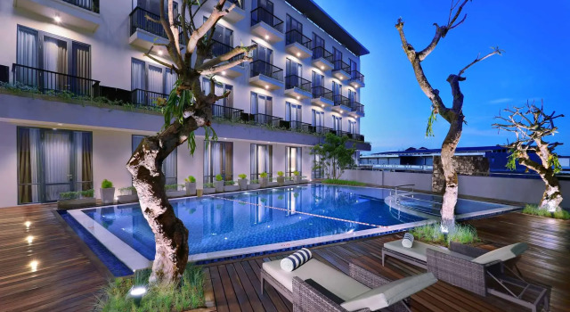 Отель Aston Inn Mataram