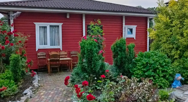 Пятиместный коттедж Отель Гостеев