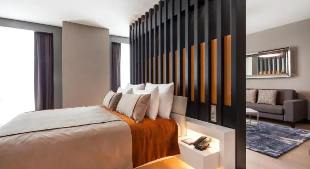 Люкс Ramada Hotel & Suites by Wyndham Izmir Kemalpasa
