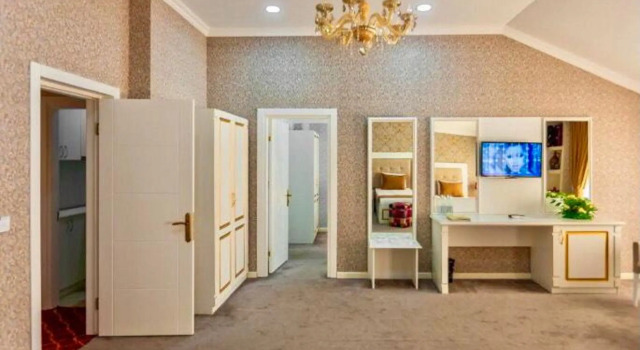 Четырёхместный номер семейный Отель Maris Baku