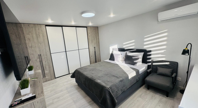 Uyutnaya s Vidom na Utiny Prud Flat, Prenota Appartamento Hotel a Tyumen Region con parcheggio, Parcheggio