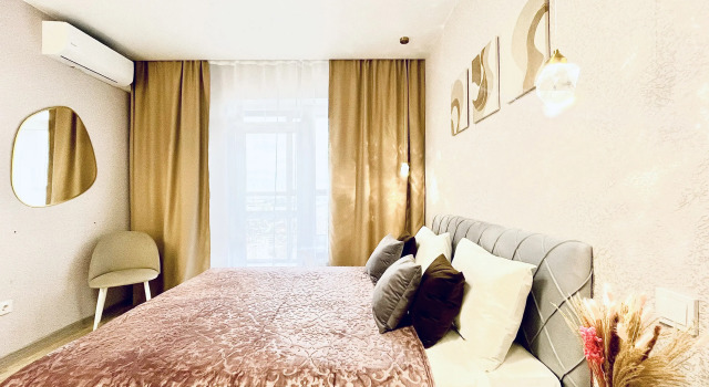 Neotel panoramnaya v tsentre goroda. ryadom VGTU. Tsirk Flat, Rezerwuj Apartament Woroneż 
