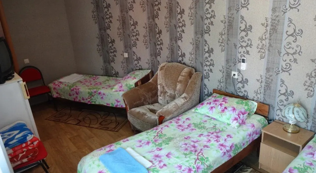 Трёхместный номер Стандарт с балконом и с красивым видом из окна Гостевой дом У Борисовны