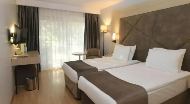 Двухместный номер Superior с видом на окрестности Altin Yunus Hotel & SPA - Çeşme