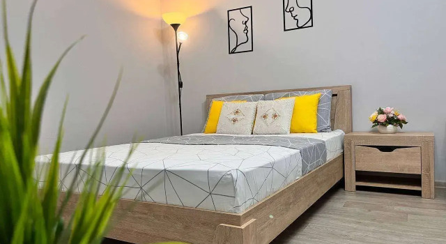 Uluchshennaya 1 Komn s Zakrytym Dvorom ot IP Marat Dom po Avtomobilistov, 11 Flat, Prenota Appartamento Hotel economici a Tatarstan