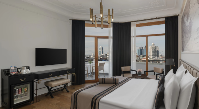 Двухместный номер с видом на площадь Таксим Deluxe AKKA Lush Hotel Taksim