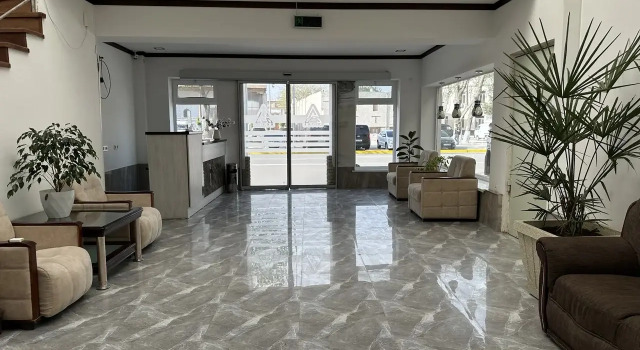 Отель Atrium