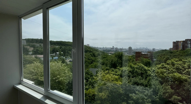 Svetlaya, uyutnaya vo Vladivostoke Flat, Buchen Sie Ferienwohnung Wladiwostok 