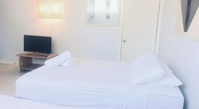 Ekonomiczny dwuosobowy pokój z widokiem Apia Inn Hotel