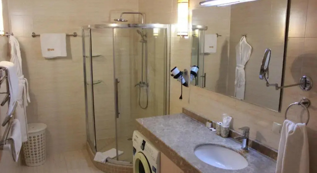 Номер Deluxe ATB Grand Hotel