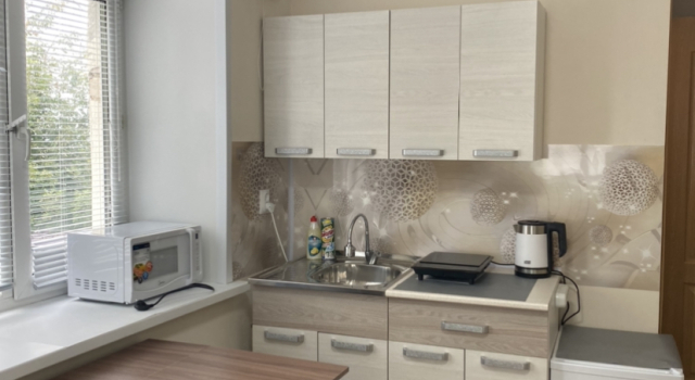 Студия Studiya Na Yerevanskoy Flat