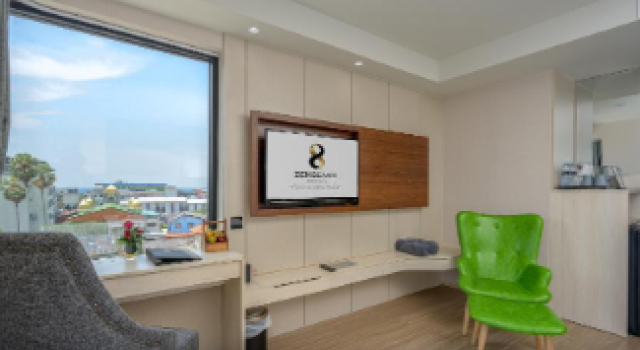 Двухместный номер Panorama с балконом и с видом на город Zenseana Resort & Spa - Patong, Phuket