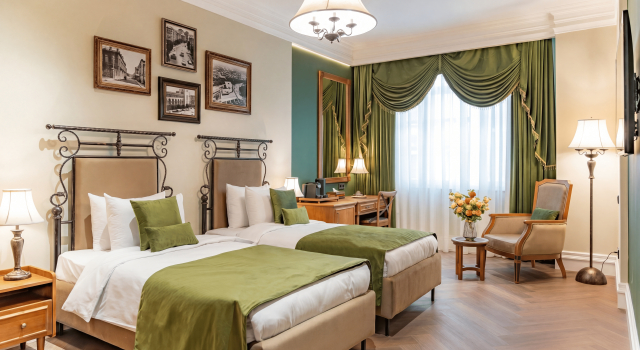 Двухместный номер Deluxe с видом на город Отель Hayasa Old Yerevan