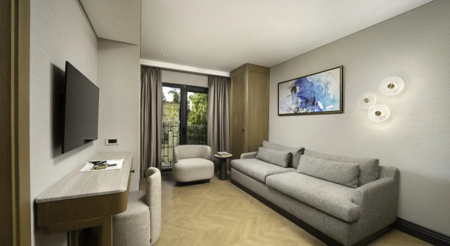 Люкс Corner с красивым видом из окна Bentley Hotel Old City-Special Class