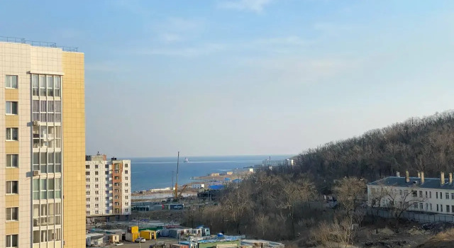 Апартаменты с балконом и с красивым видом из окна Квартира Уютная с Видом на Море в ЖК Восточный Бриз
