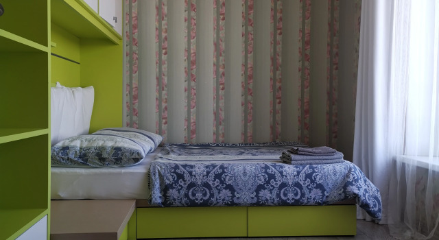 Na Alyokhina 26 Flat, Rezerwuj Apartament Hotele w Obwód pskowski z parkingiem, Parking