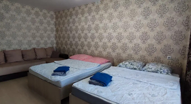Двухместные семейные апартаменты с балконом и с красивым видом из окна Апартаменты рядом с Аэропотом Покрышкина Спортивная 3