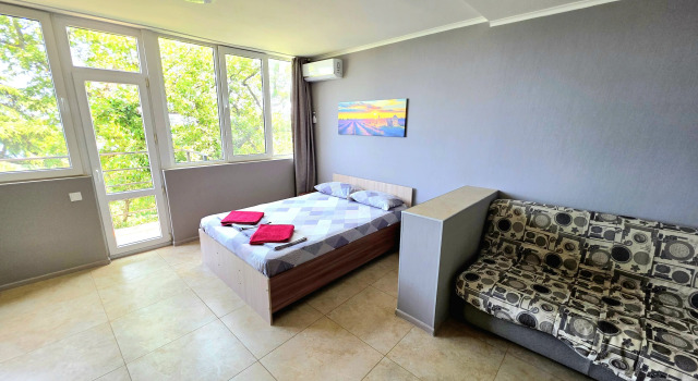 V Livadii Apartments, Book Apartment Yalta 