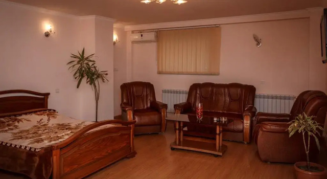 Manzaralı Standart çift kişilik oda Nur Hotel