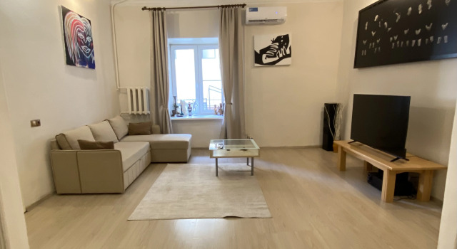 Vozle Krasnoy Ploschadi Kvartira, Rezervovat Apartmán Hotely v Moskva s parkováním, poblíž Kitay-gorod Metro Station, Parkování
