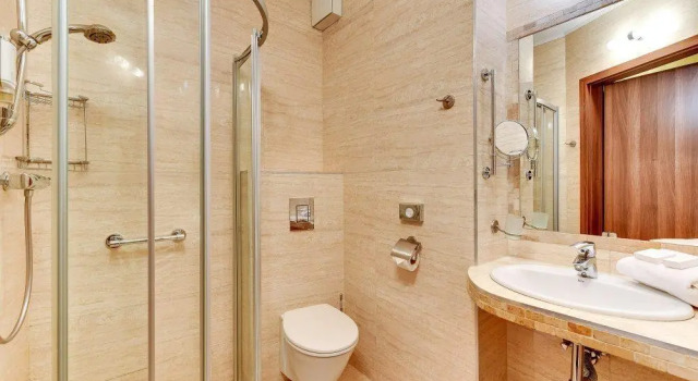 Standard Doppel Zimmer Amber Hotel