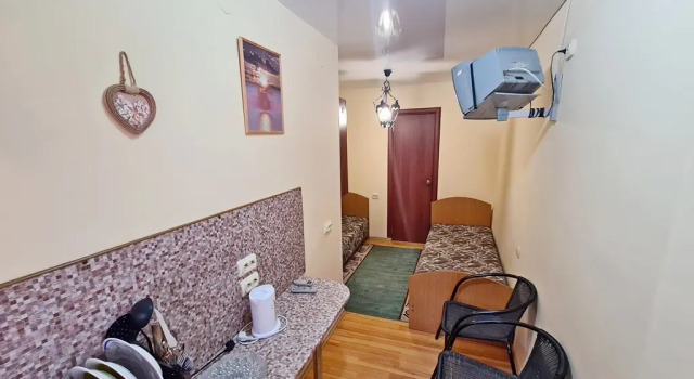 Квартира Студия Номера на Пляже 146/5 до берега 40 метров с кухней, Забронировать Апартаменты/квартира Ейск Побережье Азовского моря