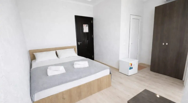 Двухместный номер Superior с балконом и с видом на сад Гостевой Дом New Batumi with Balcony & View
