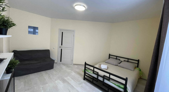 Uyutnaya odnokomnatnaya Sutki Kaluga v ZHK Novye CHeremushki po adresu Hrustal'nyj 29 Flat, Rezerwuj Apartament Kaługa 