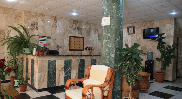 Dendropark Mini-Hotel	, Varaa Mini-hotelli Hotellit Suhumi pysäköinnillä, Pysäköinti