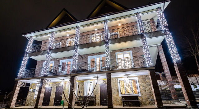 Favar Karpatyi Apart-Hotel, Rezerwuj Apartamentowiec hotelowy Schodnica 