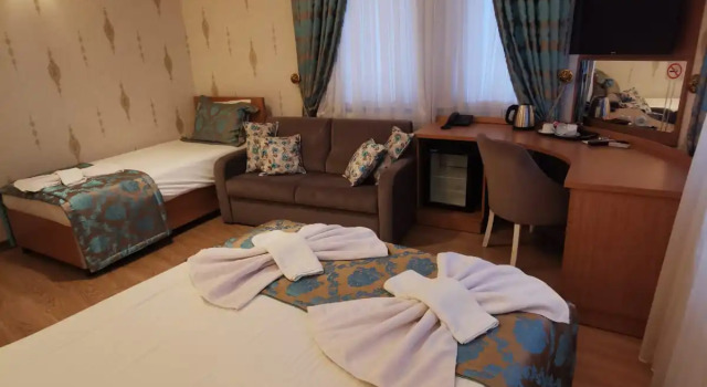 Трёхместный номер Economy Agora Boutique Hotel & Bistro