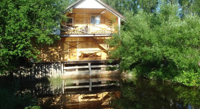 Baza Otdykha U Rodnika, Prenota Base turistica Hotel a Central Russia con parcheggio, Parcheggio